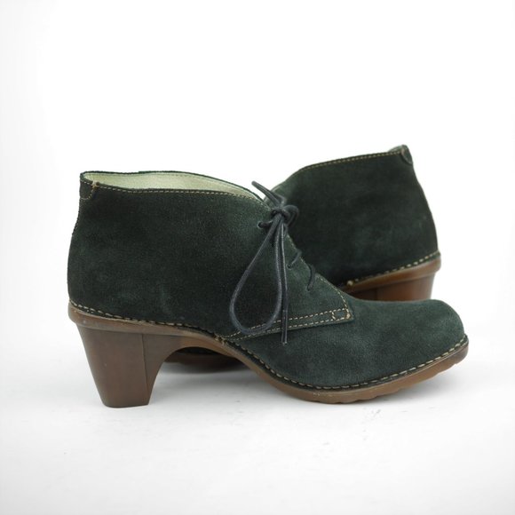 EL NATURALISTA Black distressed leather ankle boot - Picture 8 of 12